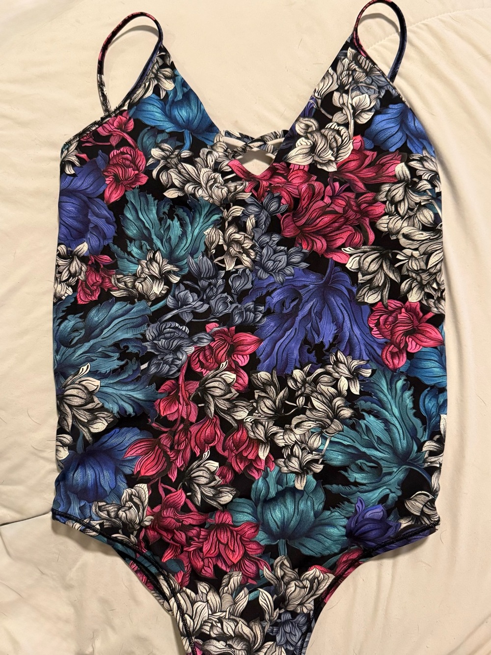Lululemon Floral V-Neck Strappy Women's Top in Black Multi